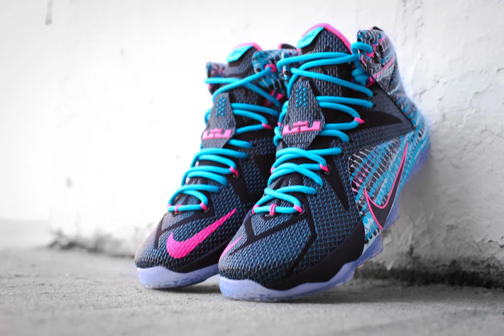 Lebron sale 12 pink